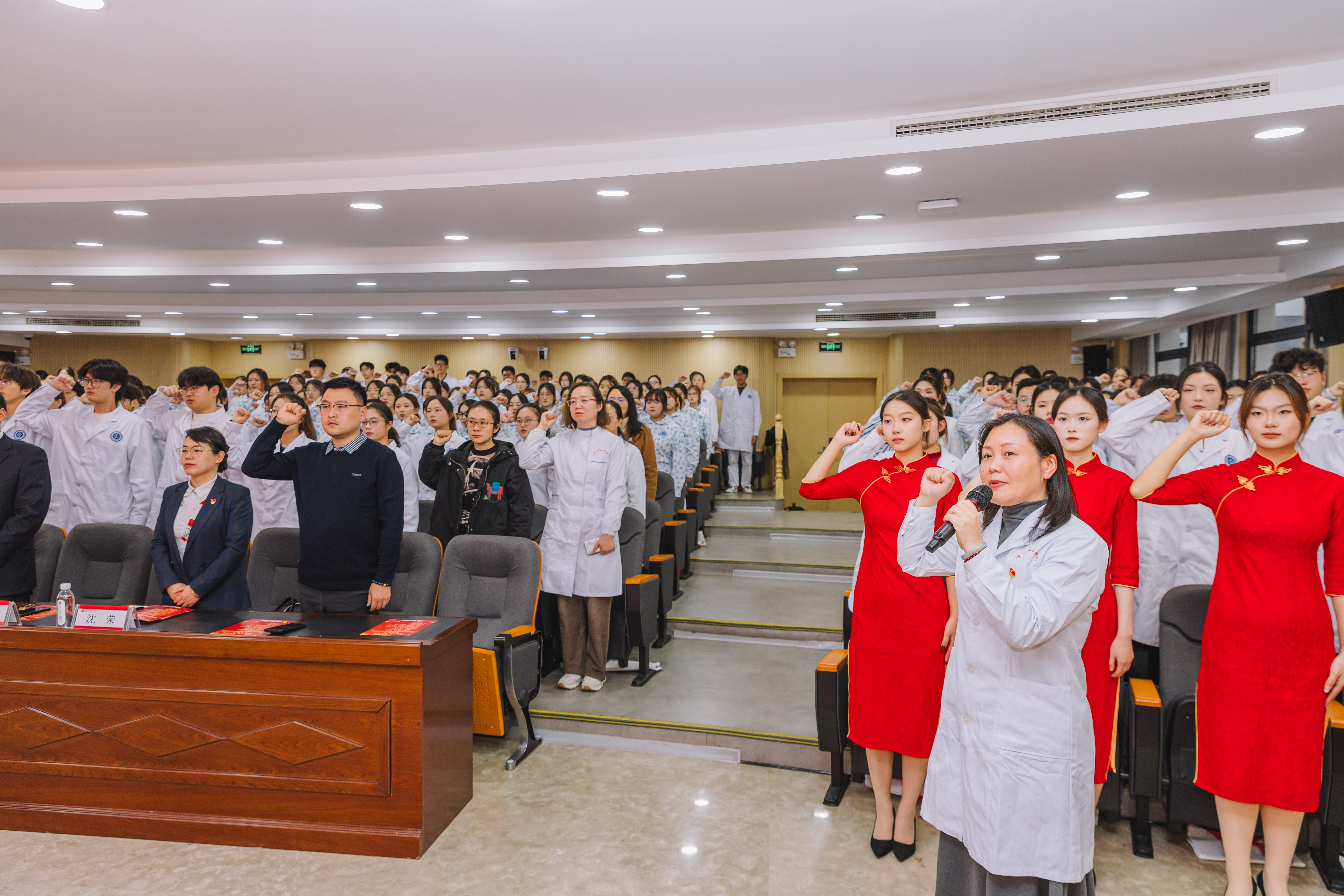 DZ2_0244.jpg