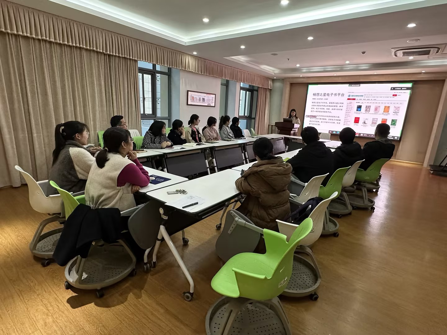 报道配图1.jpg
