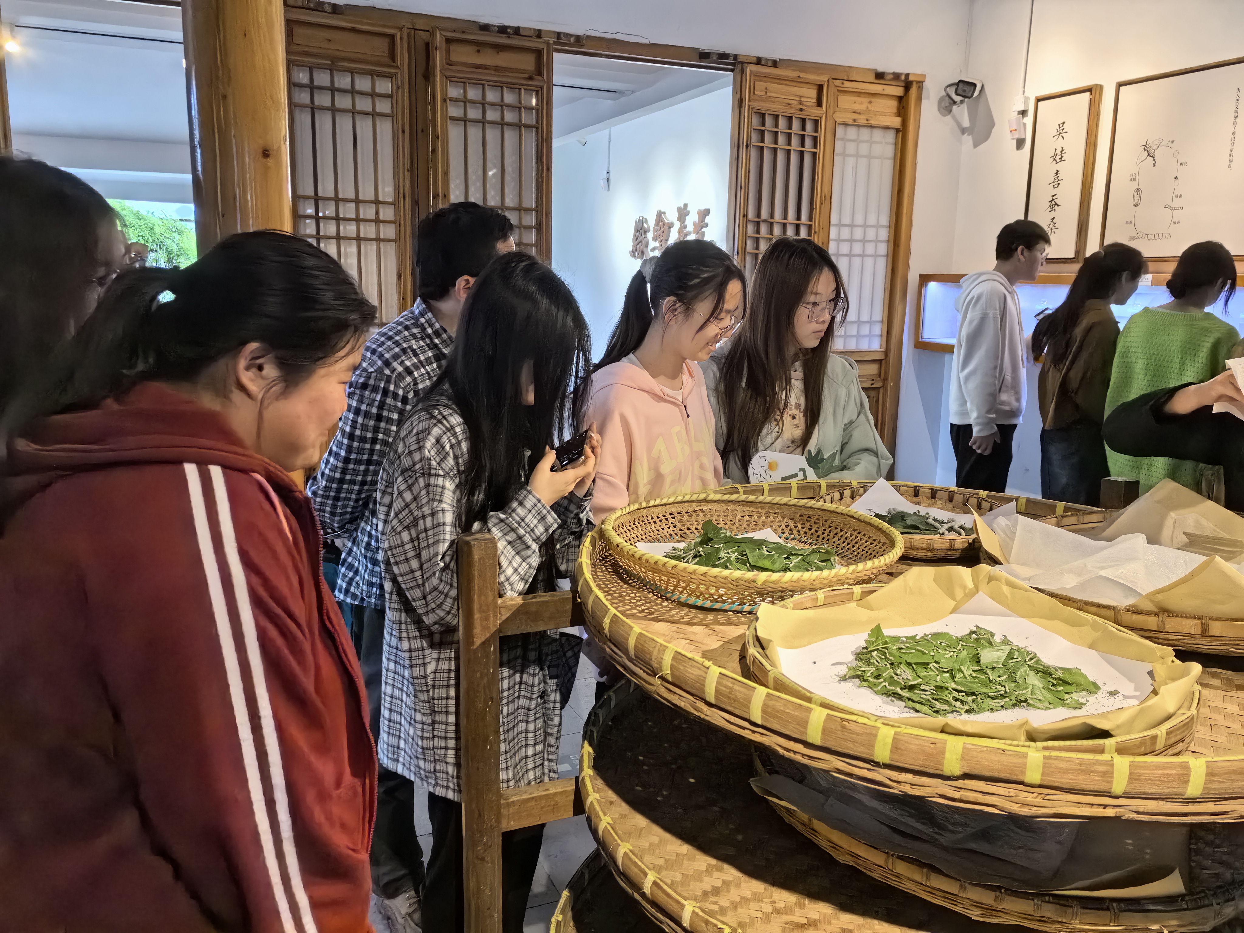 报道配图2.jpg