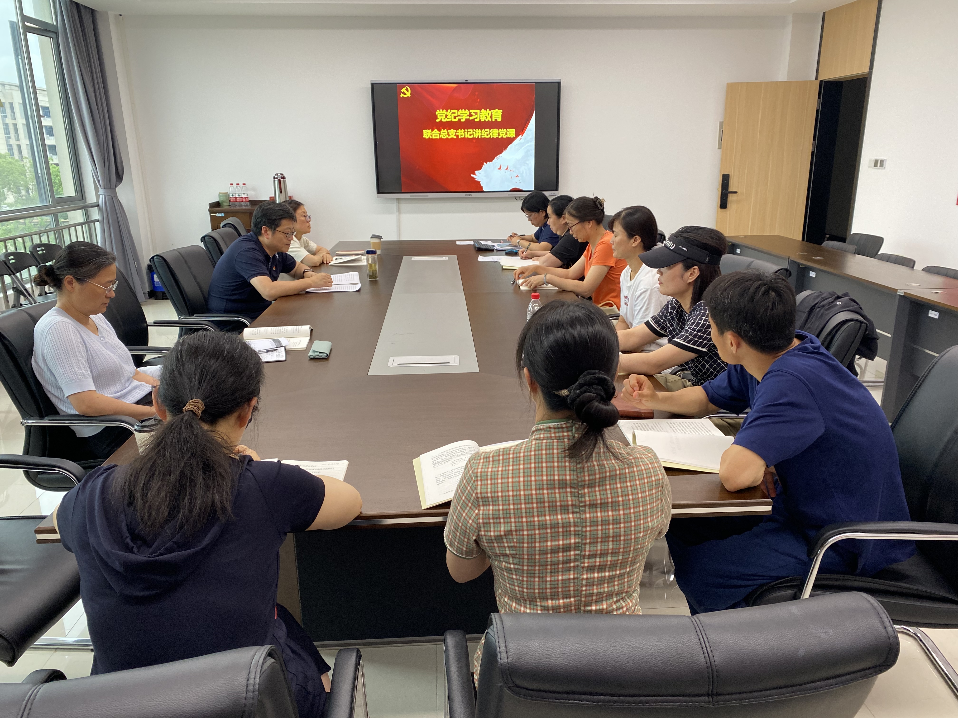 6d9ef9cf-5a02-44e1-86dd-8a112ac8ed9b.jpg