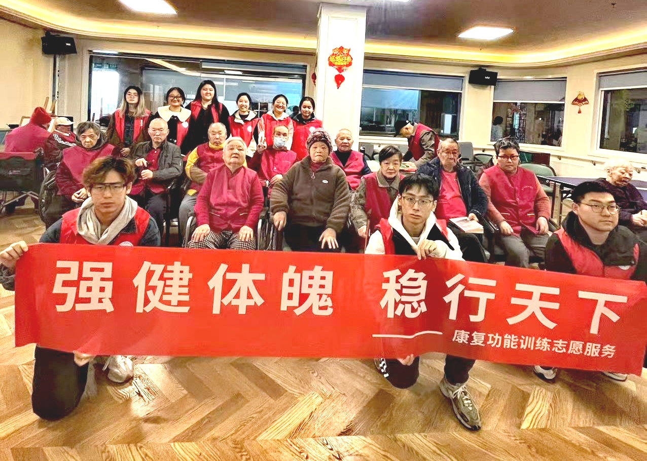 1合影.jpg