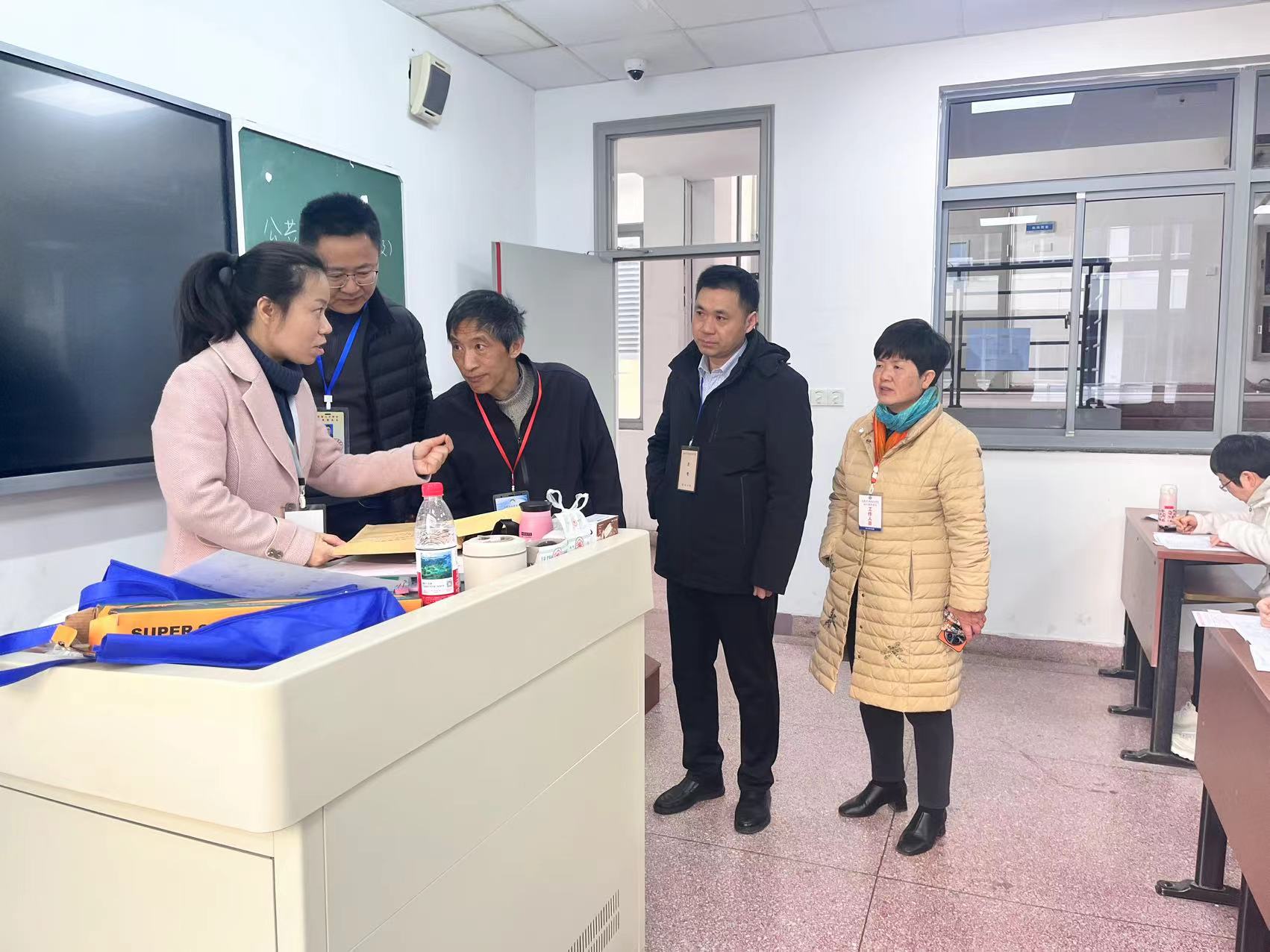 巡考现场.jpg
