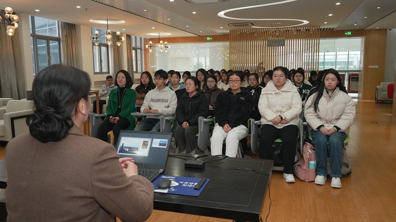报道配图2.jpg