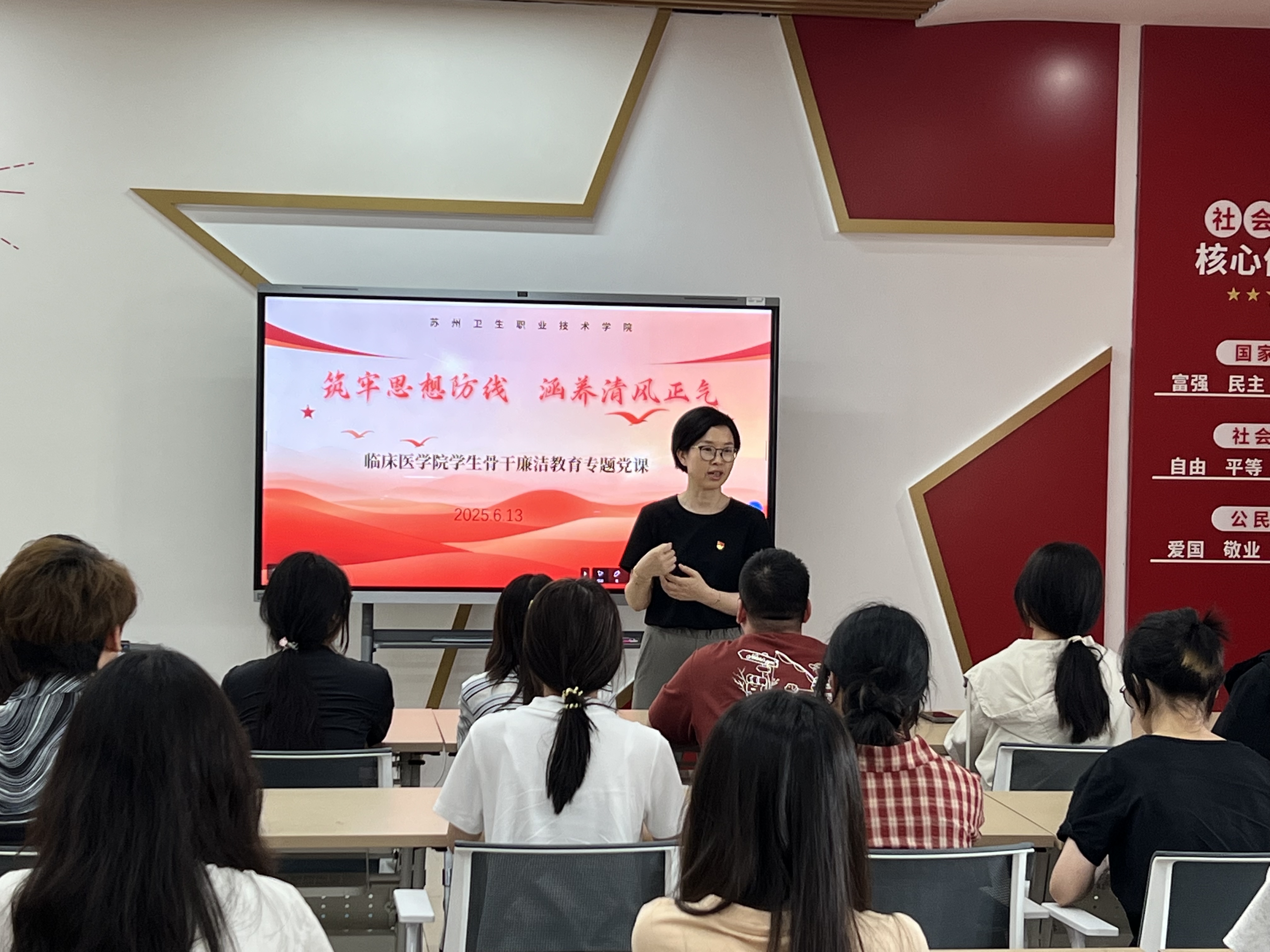 b816ca17-8833-4a38-b719-d3aeed13809f.jpg