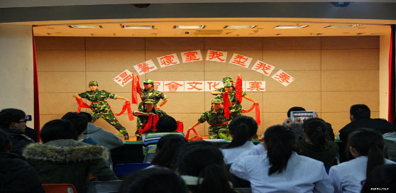 才艺表演个性鲜明.jpg