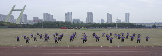 教工广场舞表演.jpg