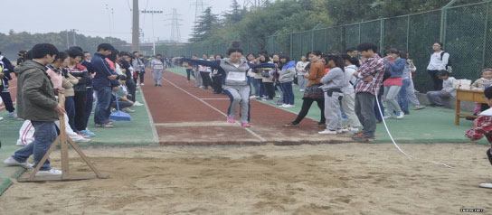 跳远.jpg